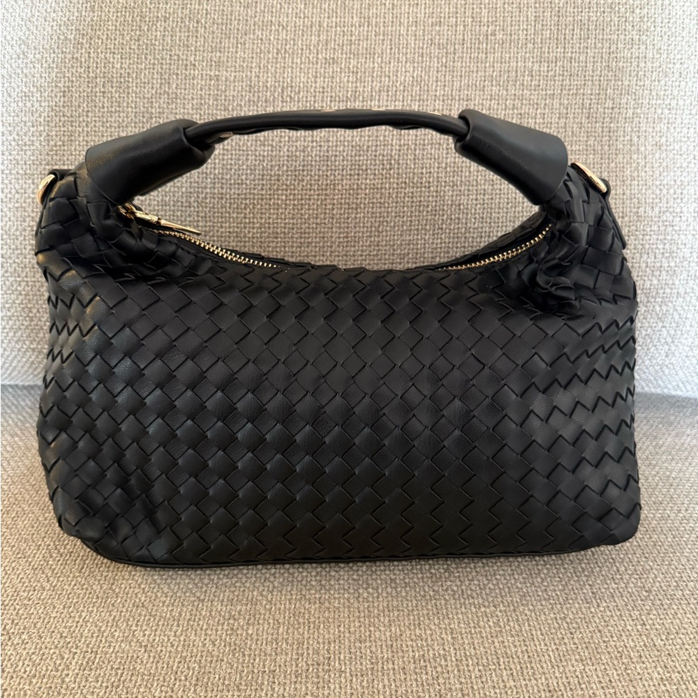 Vici Wilder black woven top handle handbag in BLACK